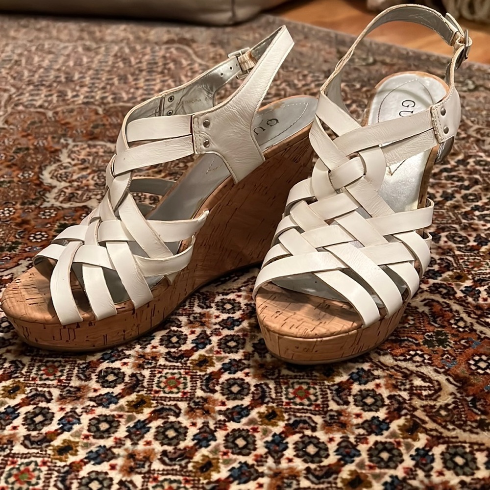 Guess Wedge